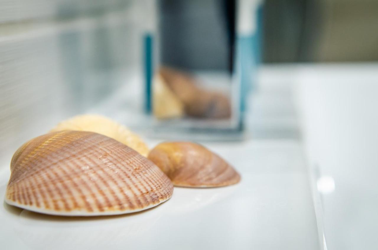 Apartament Blekitno Na Bialym Wladyslawowo Luaran gambar