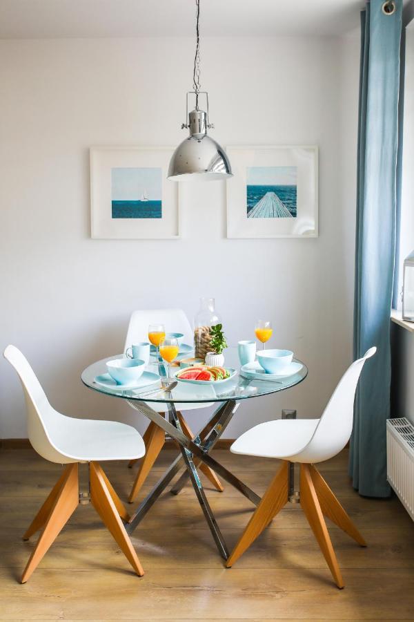 Apartament Blekitno Na Bialym Wladyslawowo Luaran gambar