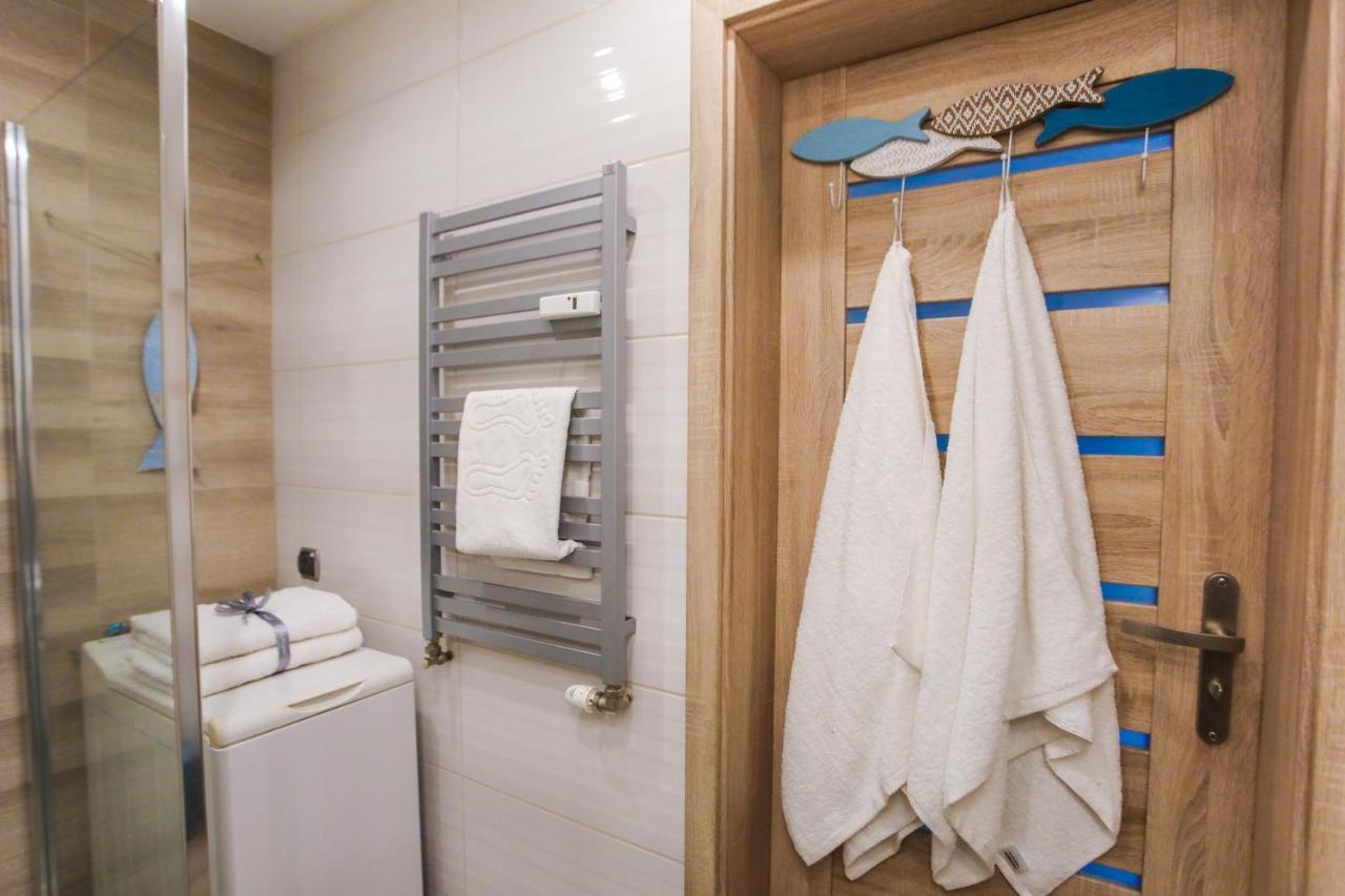 Apartament Blekitno Na Bialym Wladyslawowo Luaran gambar